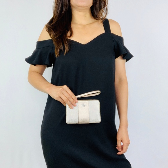 Coach Signature Logo Gold Wristlet - Picture 4 of 8